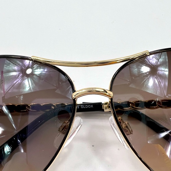 TAHARI AVIATOR 100% UV PROTECT SUNGLASSES,GOLD METAL FRAME, WOVEN LEATHER SIDES - Picture 10 of 14